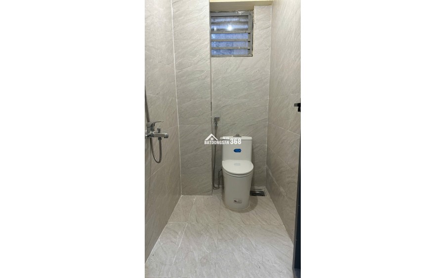 CHO THUÊ NHÀ NGUYÊN CĂN – 2 TẦNG + 1 TẦNG LỬNG – VỊ TRÍ SIÊU ĐẸP, HIẾM