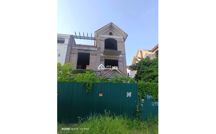 BIỆT THỰ ĐẲNG CẤP KĐT MỚI PHÚ LƯƠNG HÀ ĐÔNG, DIỆN TÍCH 200M² × 4 TẦNG MẶT TIỀN 12M + CĂN THÔ DIỆN TÍCH 240M2- 4 TẦNG VIEW VƯỜN CÂY GIÁ NHỈNH 40 TỶ