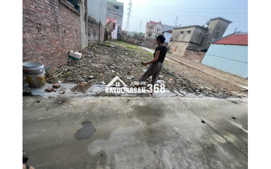 giá sập sàn chỉ 1.2 tỷ  Đất nền tại KĐT Phù Khê, Đường 271, Phường Phù Khê, Từ Sơn, Bắc Ninh. Với diện tích 40m2, mặt tiền 4m và ngõ vào rộng 3m, phù
