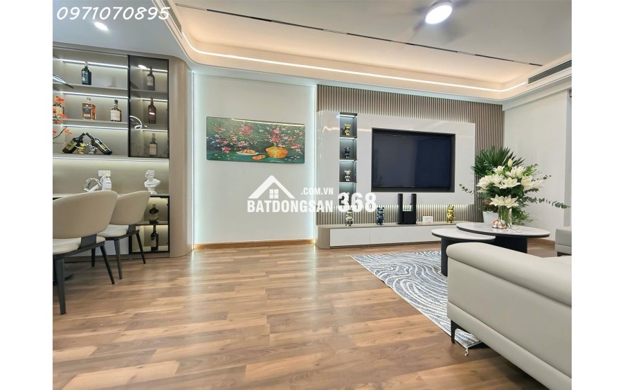  CĂN HỘ ĐẸP TẠI GOLDMARK CITY – TẦNG TRUNG R3 
 Chỉ 6 tỷ xxx – Có SỔ -sẵn slot oto.