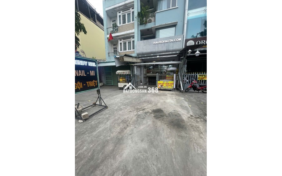 Quận 7 ! CHỐT NHANH , CHO THUÊ MB VỈA HÈ 50 m2 ( 5m x 10m ) BAO ĐẸP , ĐỐI DIỆN CC CAO CẤP HIM LAM, Tel : 0902956655 ( chính chủ )