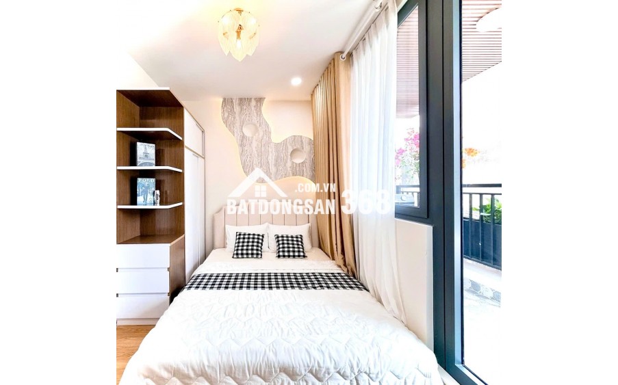 4 Tỷ nhỉnh: Nhà Quận 3- ngay bờ kè Hoàng Sa- Ngang gần 4m, 3 Tầng Full nội thất mới. VŨ 0933910039