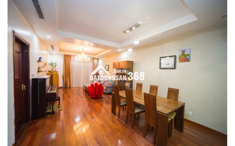 ROYAL CITY - R2 145m² - Tầng cao - Căn hộ chung cư - 3PN Hướng ban công Đông Nam Nội thất cơ bản