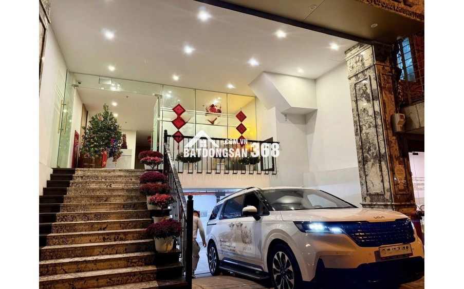 Hiếm bán tòa nhà mặt phố Bà Triệu, Hàng Bài, Hoàn Kiếm DT 75m2, 8 tầng thang máy, có hầm, KD siêu đỉnh cao