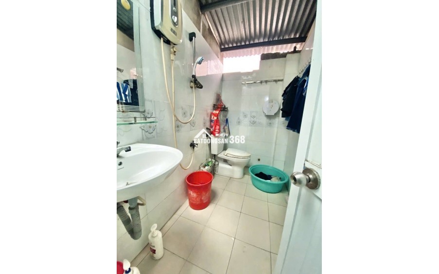  CHỦ BÁN GẤP – NHÀ HXH NGUYỄN VĂN QUÁ Q12 – 4PN, SÂN XE RỘNG – Chỉ 5.6 TỶ