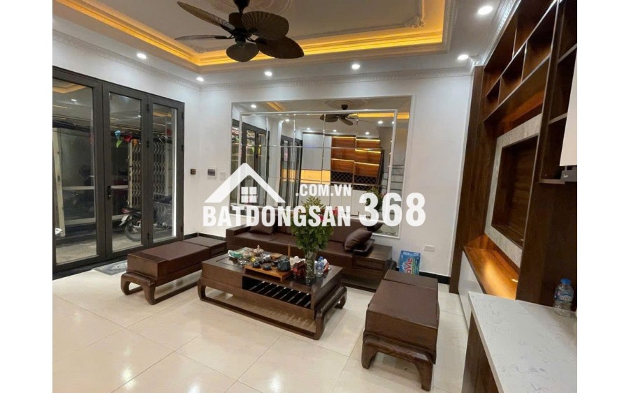 SIÊU PHẨM TÂY HỒ MỚI ĐẸP Ở NGAY FULL NỘI THẤT  RẤT HIẾM , CÁCH PHỐ 30M NGÕ THÔNG - TRÍCH SÀI - VÕNG THỊ - THỤY KHUÊ VÀI PHÚT ĐI BỘ RA HỒ TÂY 42M  SỔ