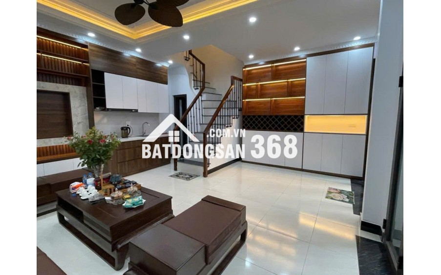 SIÊU PHẨM TÂY HỒ MỚI ĐẸP Ở NGAY FULL NỘI THẤT  RẤT HIẾM , CÁCH PHỐ 30M NGÕ THÔNG - TRÍCH SÀI - VÕNG THỊ - THỤY KHUÊ VÀI PHÚT ĐI BỘ RA HỒ TÂY 42M  SỔ