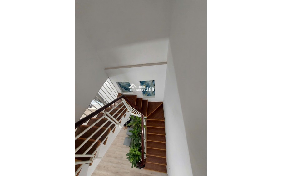 Bán nhà trung tâm Nhà Bè giá tốt 4x16 -oto- 4ty850