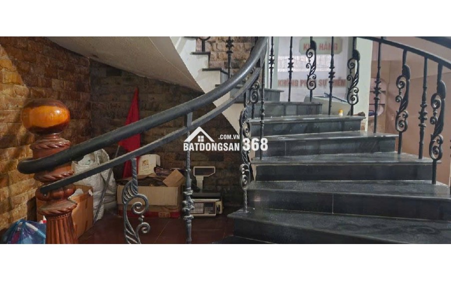 Chuyển Đổi Tài Sản - Bán Gấp Toà Nhà 5 Tầng - Trục Đường Phan Đăng Lưu - Gần Núi Thành - Bệnh Viện Mặt - Giá Đầu Tư