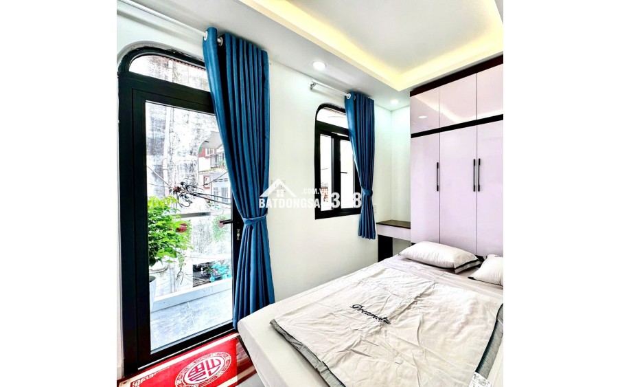 4Tỷ 680: Phường Tân Định Quận 1- Nở hậu 4.1m- Căn góc 2 Tầng 2 Phòng ngủ FULL nội thất. 0933910039