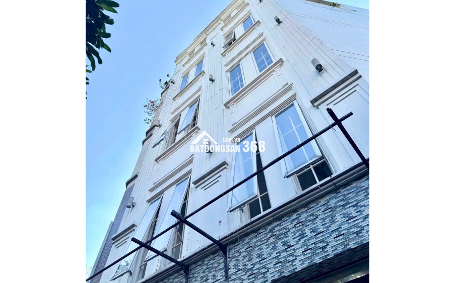 35 Triệu: thuê nguyên căn Quận 1 TRẦN KHÁNH DƯ- xe hơi trong nhà- 5m Ngang 5 tầng nhiều cửa sổ lớn