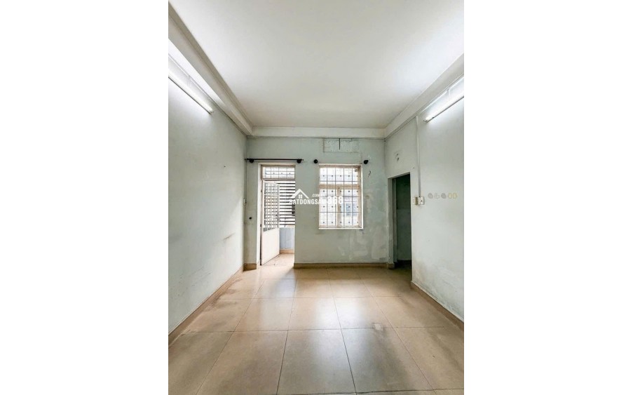Nhà 5 Tầng Ngã 4 Phú Nhuận -  Thông Phan Xích Long  75M2 - Nhỉnh 8 T.ỷ