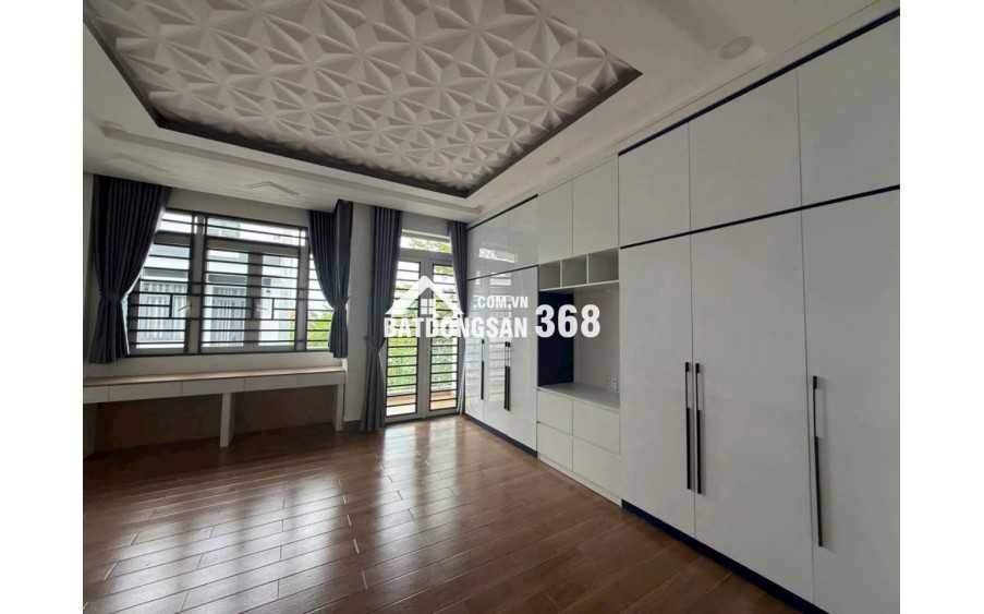 Bán nhà đẹp 4 tầng ,gần huỳnh tấn phát quận 7 nhà bè ,đường oto 8m