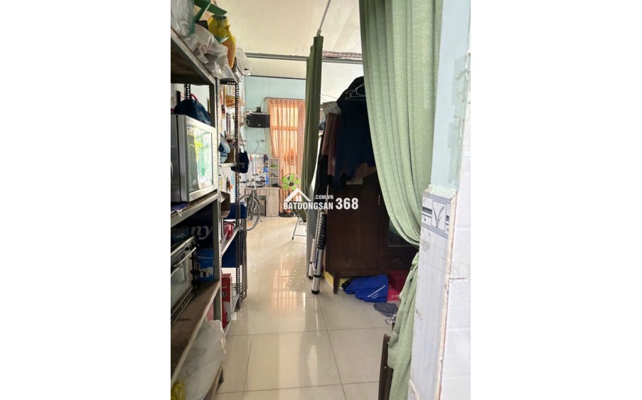 Bùi Đình Túy 72 m2,  2tầng ,  4.4 x17,  9.8 tỷ Phường 12 Bình Thạnh
Nhà cũ tiện xây mới, 3PN, 2 vệ sinh
Lh Thanh Hải 0905005058