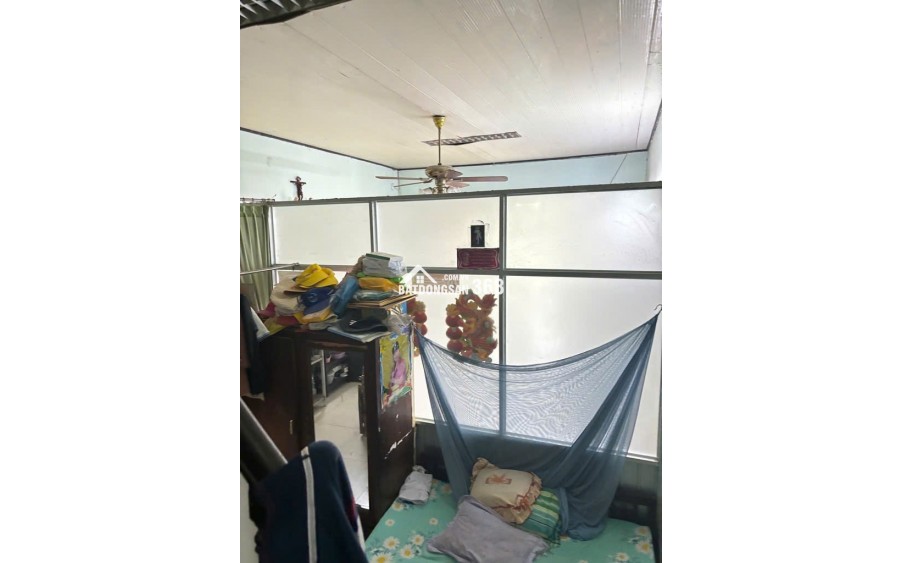 Bùi Đình Túy 72 m2,  2tầng ,  4.4 x17,  9.8 tỷ Phường 12 Bình Thạnh
Nhà cũ tiện xây mới, 3PN, 2 vệ sinh
Lh Thanh Hải 0905005058