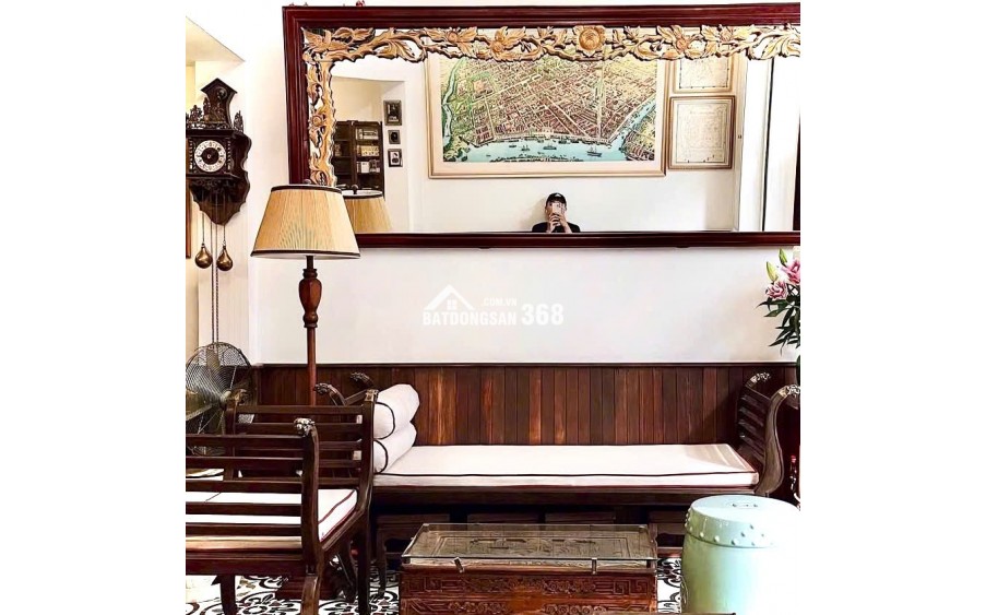 28 Triệu: thuê nguyên căn Quận 1- ĐIỆN BIÊN PHỦ CMT8- cao 5 tầng thông suốt có Lửng. VŨ 0933910039