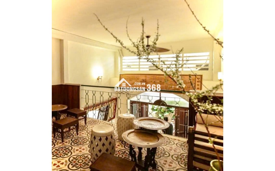 28 Triệu: thuê nguyên căn Quận 1- ĐIỆN BIÊN PHỦ CMT8- cao 5 tầng thông suốt có Lửng. VŨ 0933910039