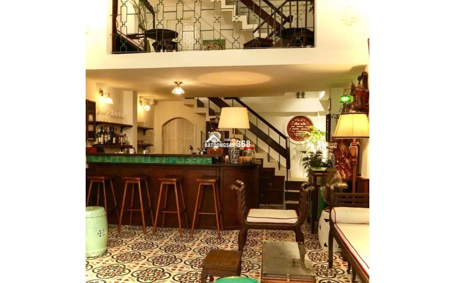 28 Triệu: thuê nguyên căn Quận 1- ĐIỆN BIÊN PHỦ CMT8- cao 5 tầng thông suốt có Lửng. VŨ 0933910039