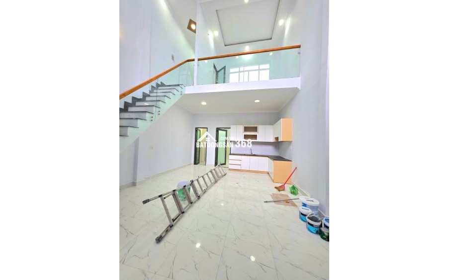 Bán nhà 5x11 giá rẻ 3 tỷ 490 sổ hồng riêng – hẻm 6m xe hơi – Huỳnh Tấn Phát Nhà Bè