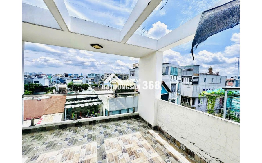 HẺM XE TẢI - PHẠM VĂN ĐỒNG , BÌNH THẠNH ,  XE HƠI NGỦ TRONG NHÀ-NHÀ MỚI 5 TẦNG 8.5 TỶ