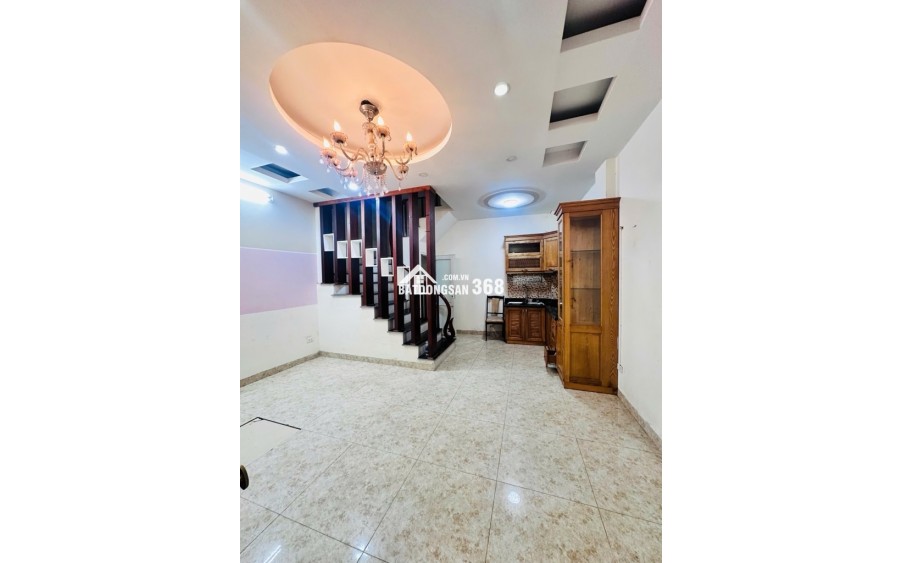 Bán nhà đẹp Dương Khuê - 10m ô tô - lô góc - ở ngay