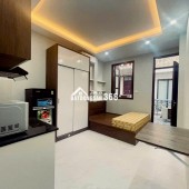 Bán căn CCMN 60m, 10 phòng khép kín full đồ, thang máy êm ru, dòng tiền ổn định, vài bước ra phố, khu Bách -  Kinh - Xây