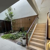 Chủ đi định cư bán gấp căn biệt thự sân vườn, 360m2, KDC Sadeco Phước Kiển, đối diện trường RMIT