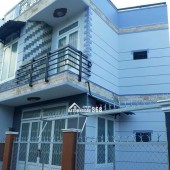 Bán nhà mặt tiền , ô tô thông khắp ngã  Kết cấu 1 trệt ,2 lầu ,sân thượng   DT: 8x12 ,5 pn, 2wc