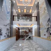 NHÀ BÁN ĐƯỜNG HOÀNG BẬT ĐẠT, HẺM OTO, FULL NỘI THẤT
