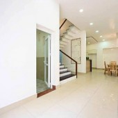 BIỆT THỰ 2 MẶT THOÁNG ÔTÔ ĐỖ CỬA - CÁCH MT VÀI CĂN - GARA RIÊNG OTO NGỦ TRONG NHÀ - NGANG KHỦNG 6.5 - 80m2 - CHỈ 12 TỶ Lê Đức Thọ, Phường 17, Gò Vấp