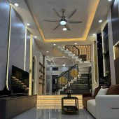 CỰC PHẨM NHÀ MỚI TẶNG FULL NỘI THẤT- HẺM XE HƠI THÔNG 1 TRỤC - 61M2 - CHỈ 8.4 TỶ Huỳnh Văn Nghệ, Phường 15, Quận Tân Bình