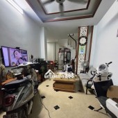 CC BÁN NHÀ TRƯƠNG ĐỊNH  DT 45m2 x 5T- HƠN 9 TỶ- NGÕ 3 GÁC NÔNG RỘNG THOÁNG  KHU TRUNG TÂM ĐẮC ĐỊA!