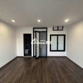 Nhà Tứ Liên - Tây Hồ - 5 tầng - thang máy - chuẩn công năng, về ở luôn giá 9,4 tỷ