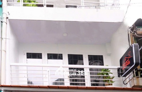 Cho thuê nhà nguyên căn hẻm xe hơi tại Quận Bình Thạnh