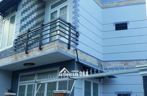 Bán nhà mặt tiền , ô tô thông khắp ngã  Kết cấu 1 trệt ,2 lầu ,sân thượng   DT: 8x12 ,5 pn, 2wc