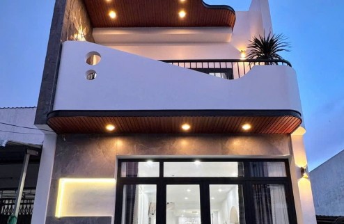Siêu Hot Nhà Chính Chủ vị trí đẹp gần khu CN CẦU TRÀM - 1 Trệt 1 Lầu - SHR - 2.6 Tỷ