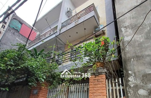Bán nhà Phố Triều Khúc, Hà Nội. DT 62m2, 4 tầng, 4PN, Tây Bắc. Sổ đỏ chính chủ. Giá 13.3 tỷ. LH: 0568433999