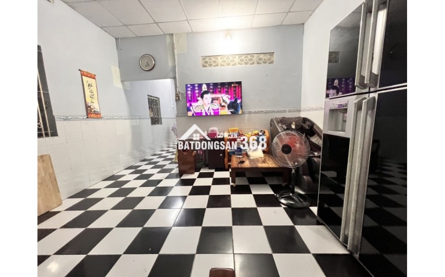 Bán nhà Phường Linh Xuân, TP HCM,  đường Số 10, 110m2, 2PN, SH, 6.9 tỷ. LH: 0933125879