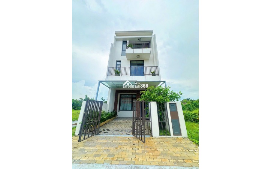 NHÀ PHỐ FULL NỘI THẤT - SỔ HỒNG RIÊNG - NGAY KCN CẦU TRÀM, TRONG KHU DÂN CƯ SẦM UẤT
