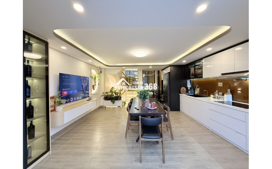 Gò Vấp nhà trong ngõ 5 tầng, 80m2, 4 phòng ngủ, sổ hồng trao tay, giá hời chỉ 9.5 tỷ - Cơ hội an cư lạc nghiệp lý tưởng!