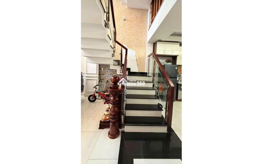 HXH thông 4,2x24 gồm 5PN 4WC Phạm Văn Chiêu P9 Gò Vấp