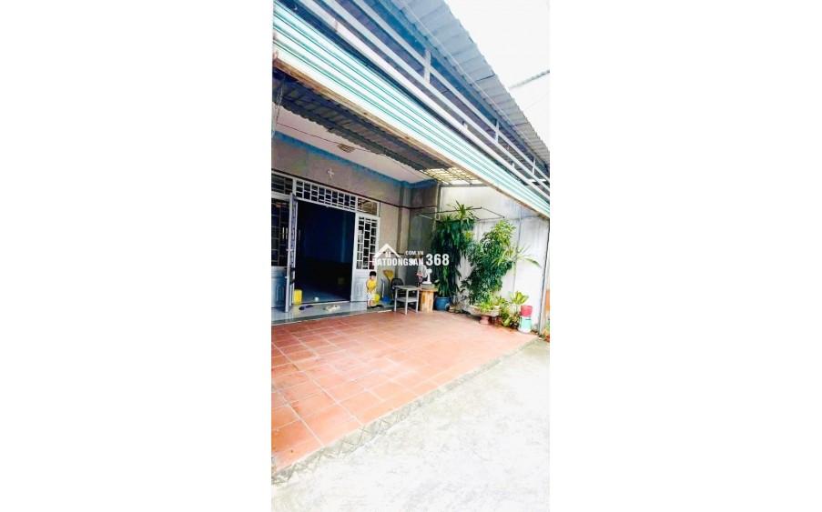 XE HƠI NGỦ TRONG NHÀ NGAY CHỢ DĨ AN - 125M2 (5m x 25m) KHU VỰC DÂN TRÍ CAO - NHỈNH 3 TỶ