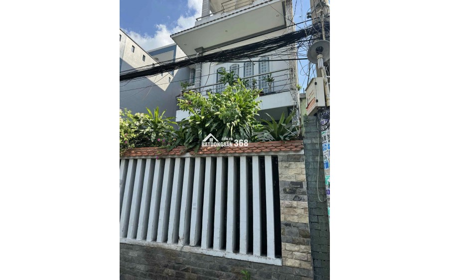 Biệt thự phố 8x17m 3tầng 6PN hẻm xe hơi Trưng Vương 3, Hóc Môn