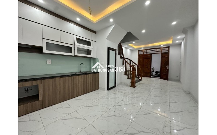 Bán nhà Đại Cát Liên Mạc 35m, 4 tầng Ô TÔ đỗ cửa