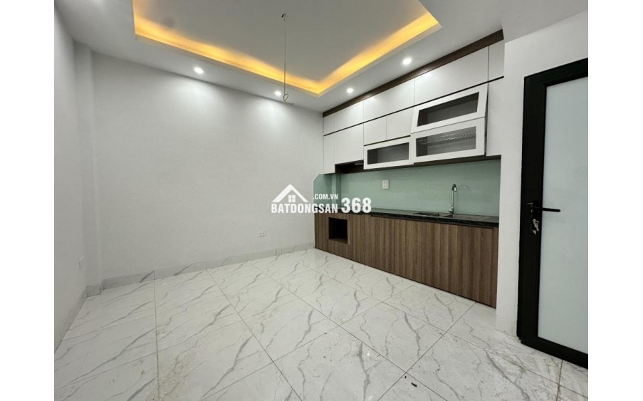 Bán nhà Đại Cát Liên Mạc 35m, 4 tầng Ô TÔ đỗ cửa