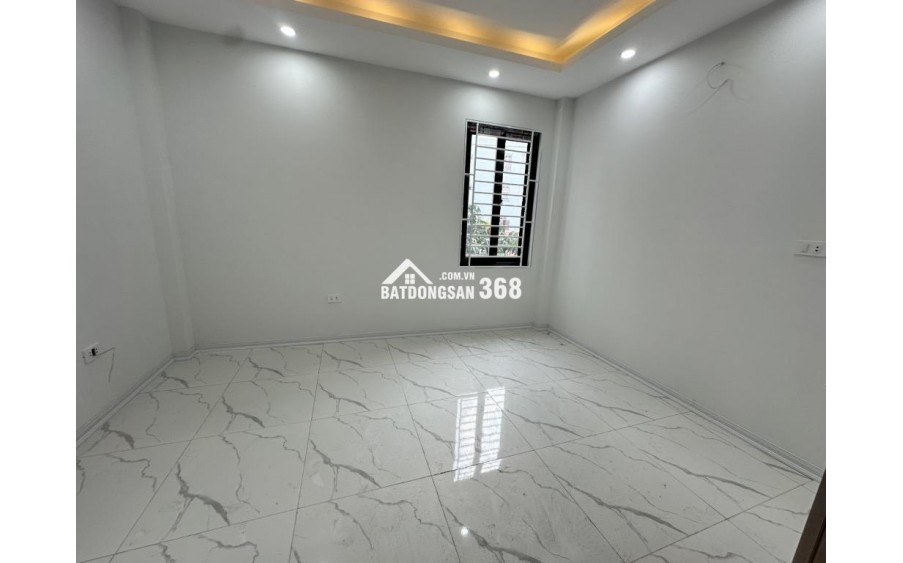 Bán nhà Đại Cát Liên Mạc 35m, 4 tầng Ô TÔ đỗ cửa