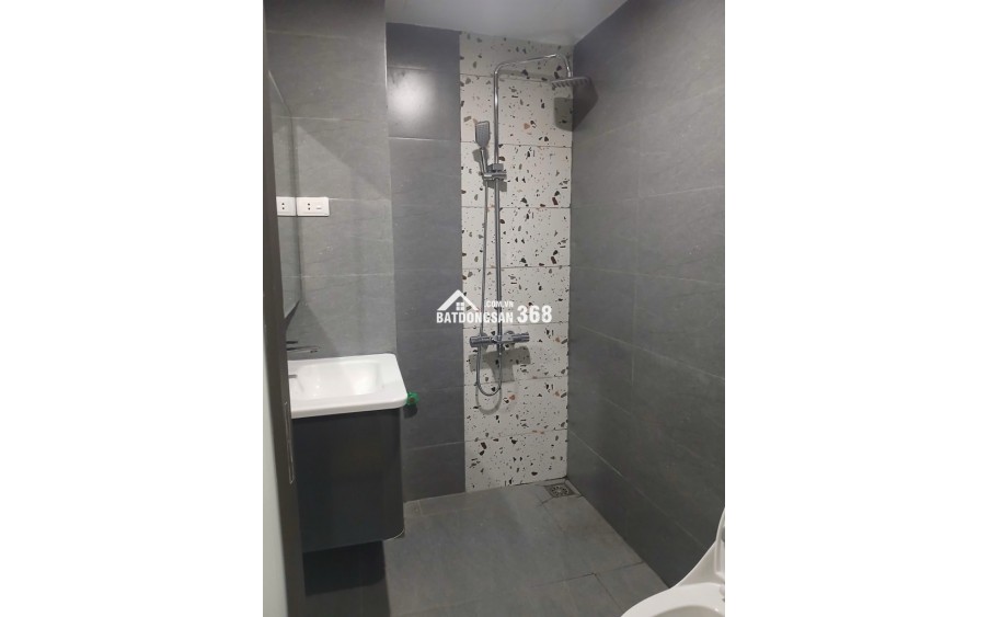 Bán Nhà Lô Góc 6 Tầng Thang Máy – 37m² Đại Mỗ – Giá Chỉ 8.x Tỷ