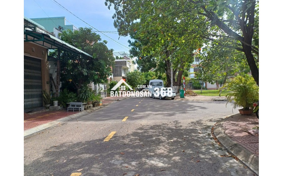 Chính chủ Bán đất mặt tiền khu Thanh Niên, Diện tích 118 m2 Giá chỉ hơn 2 tỷ.