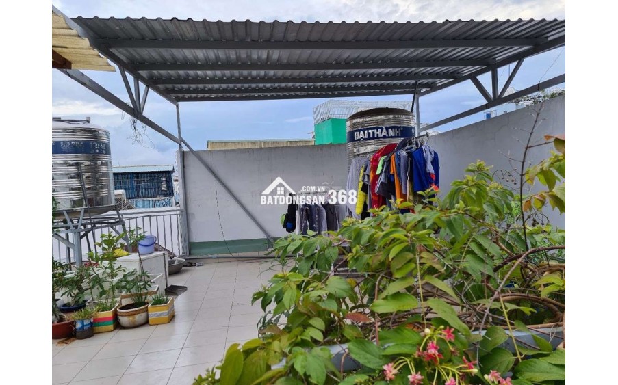 Cho Thuê Phòng trọ kiểu CCMN Quận 4 mới chỉ 4 triệu/tháng có lầu ở được 2 người.