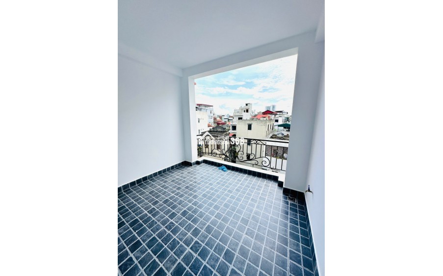 Chính chủ caàn nhượng  lại căn nhà tại ngõ 282 Kim Giang, DT36m2, 4 tầng giá 7,6 tỷ.